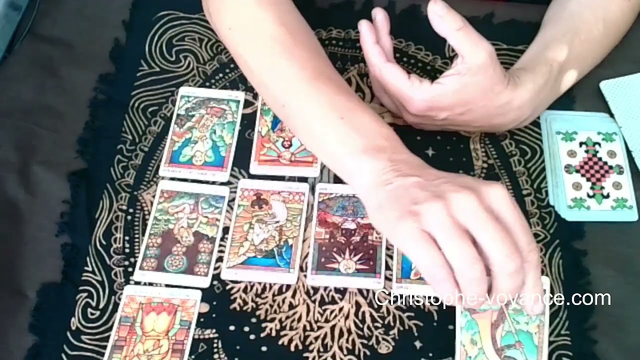 Comment va se passer l'automne 2025   Tirage tarot voyance