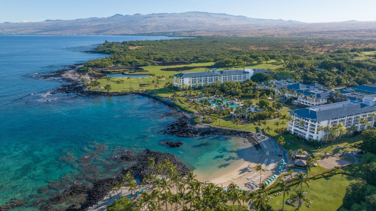 Fairmont Orchid | Cond&eacute; Nast Traveler&rsquo;s 2025 Readers&rsquo; Choice Awards