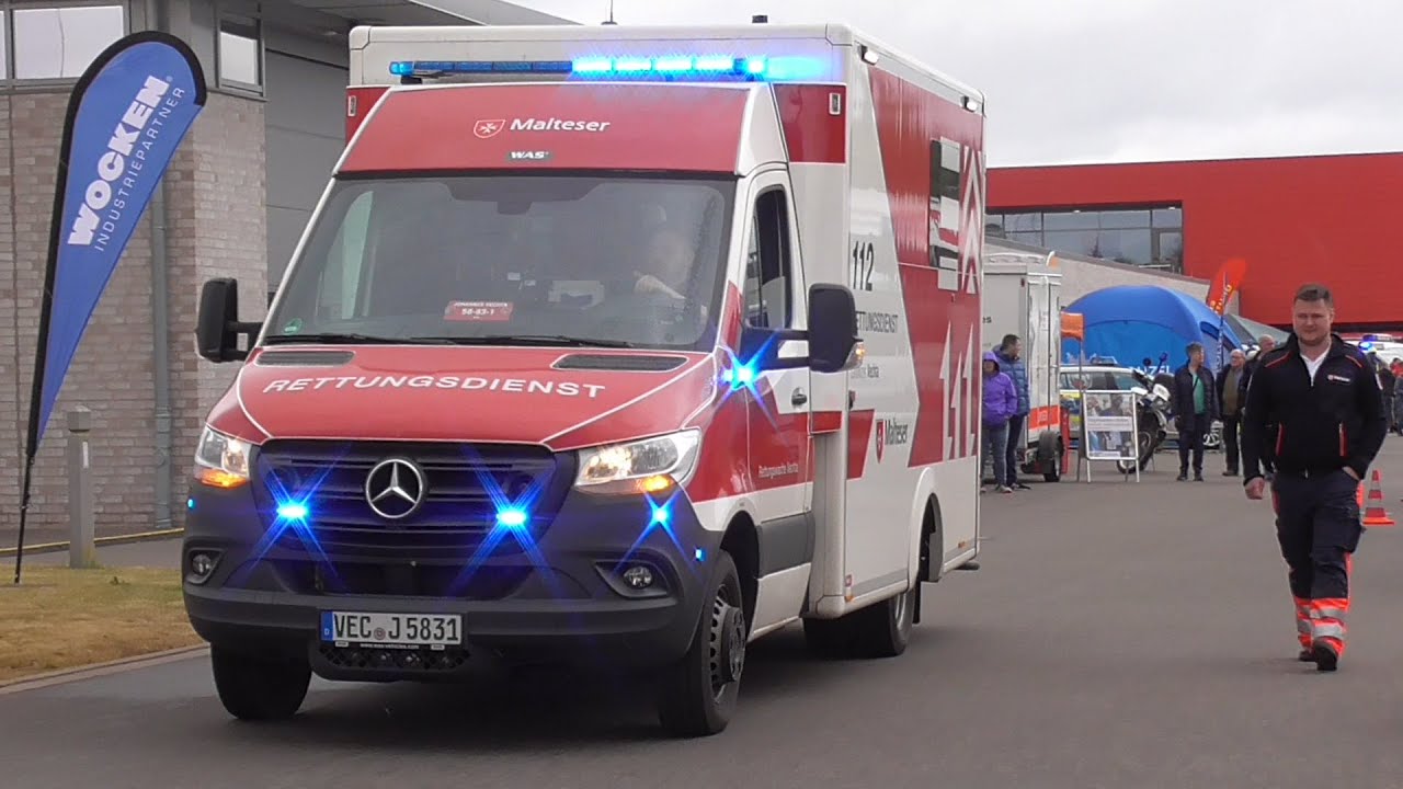 [Realalarm während Tag der offenen Tür] RTW 1 Malteser Rettungsdienst Vechta