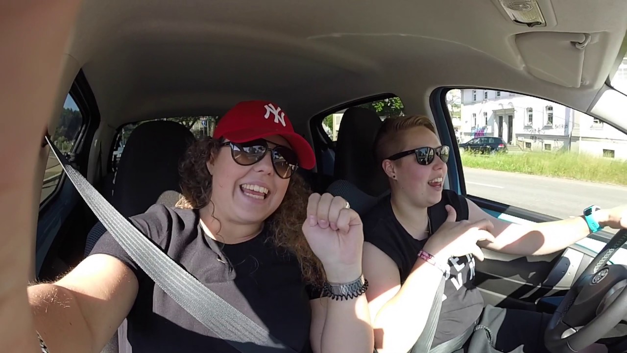 Srprs me roadtrip with lil sis.