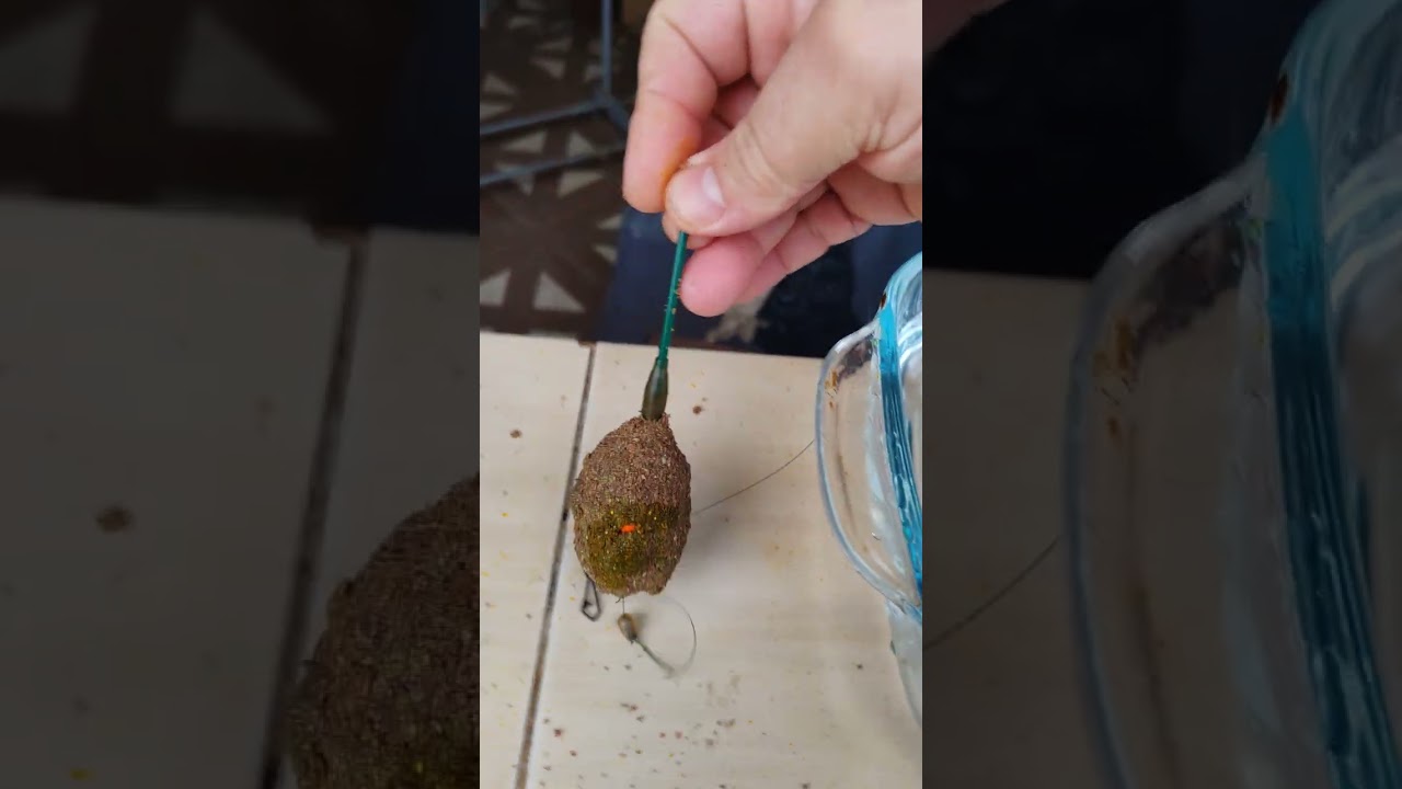 Method Feeder - Modul în care lucrează nada și momeala după ce ating substratul. 