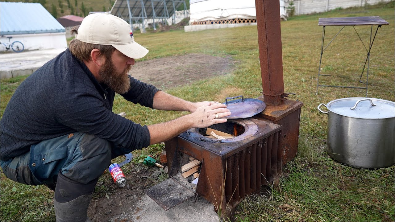 HOMESTEAD WORK | Beef Broth & Fencing Our Garden