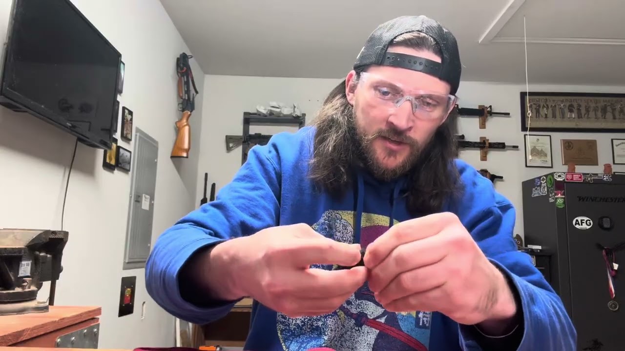 Assembling the PSA Dagger Compact