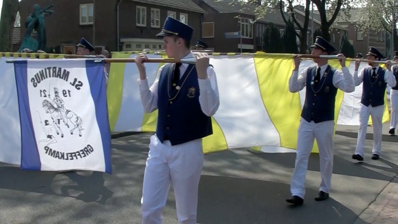 Defilé Schutterij St  Martinus Greffelkamp