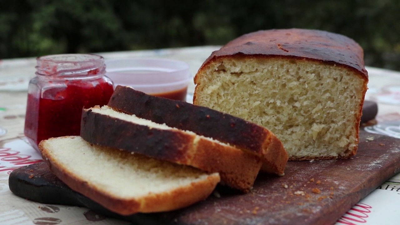 Pão de aipim caseiro (massa mole)