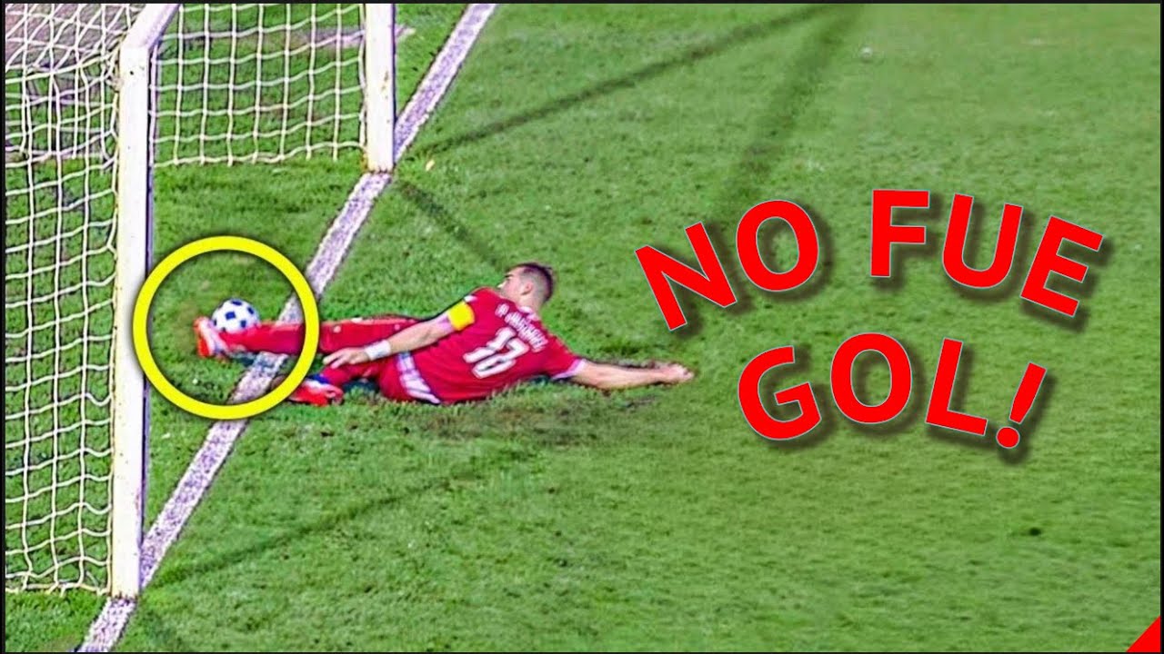 Top 30 Salvadas en el futbol m&aacute;s LOCAS del Mundo