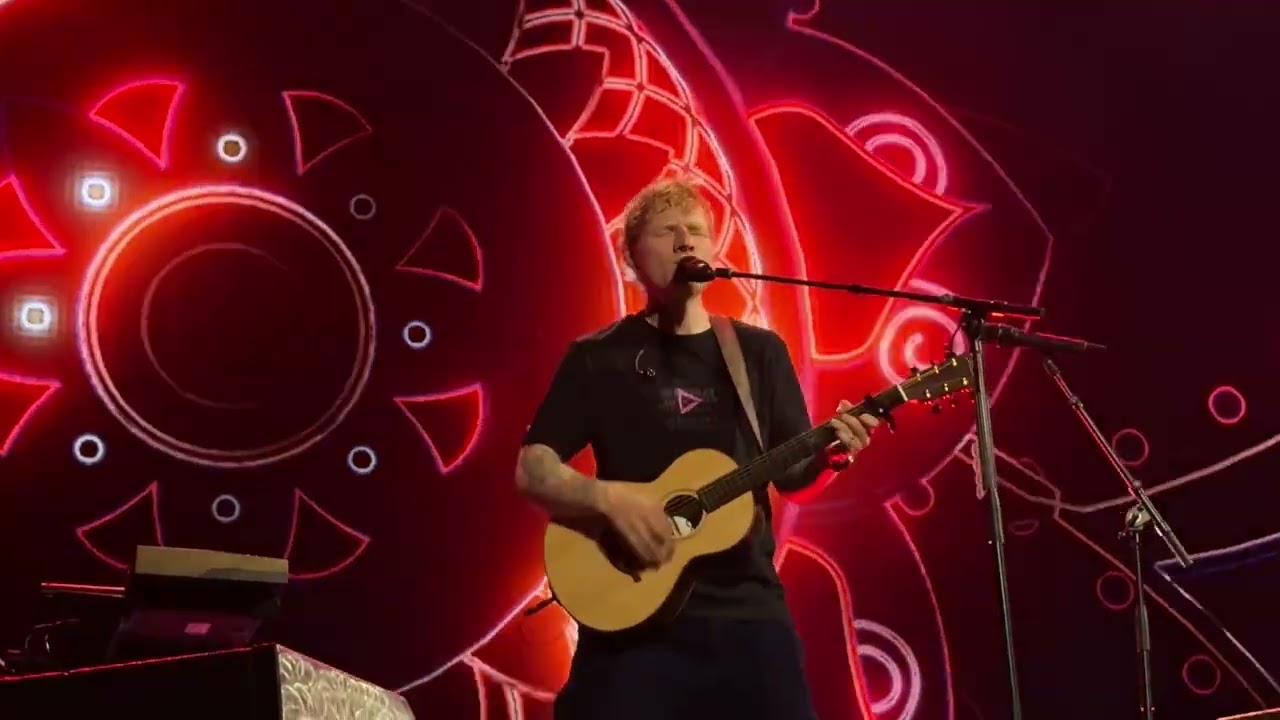 Symmetry - Ed Sheeran - Manchester 07/12/25
