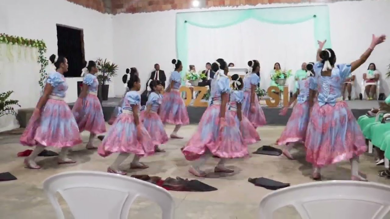 Coreografia Medley| Rompendo/ Santifica/Labaredas