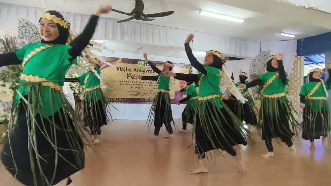 PERSEMBAHAN MAJLIS ANUGERAH PERMANA CITRA-TARIAN SEWANG