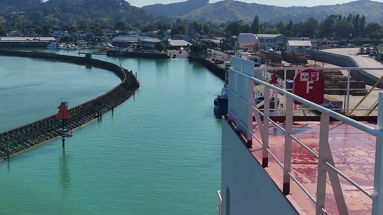Small and beautiful Gisborne Port