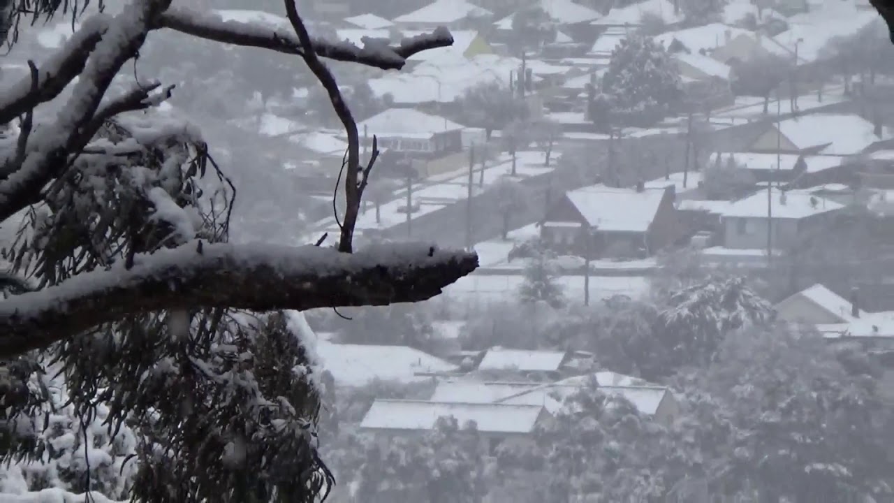 Surprise snowfall in Goulburn NSW 17-9-2019