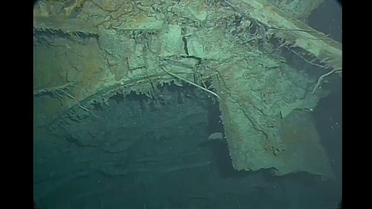 Titanic Archive Project: NOAA 2003 - Bow Photomosaic flyover #2 Remastered