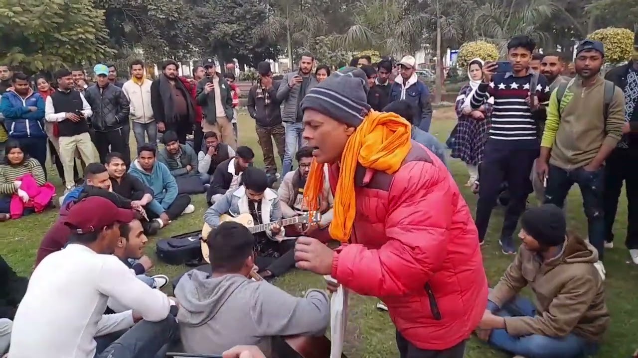 Beggar ( भिखारी ) Singing Prank With Twist | Public Singing Reaction Video | Kardiya Prank
