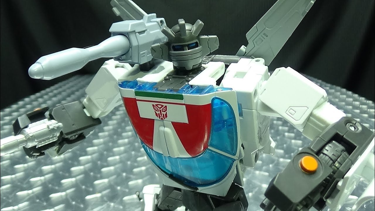 MP-20+ Masterpiece WHEELJACK: EmGo's Transformers Reviews N' Stuff