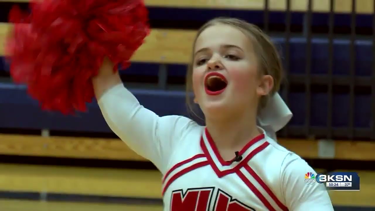 3’11” Maize cheerleader is a big inspiration to others