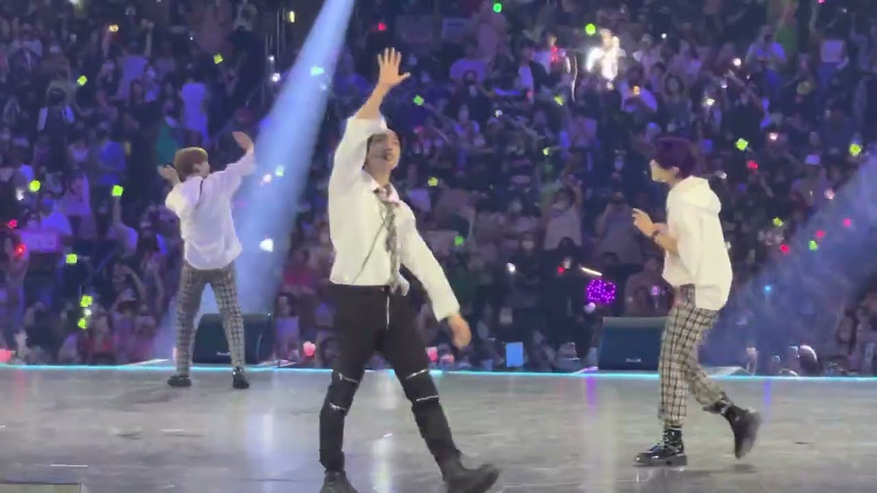 KCON LA D2 THE BOYZ - THRILL RIDE + Break your rules