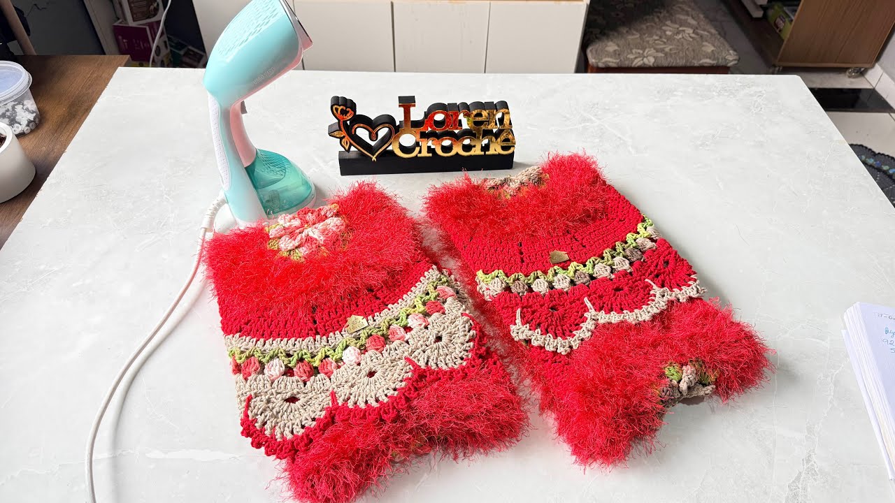 Produção de 2 mini passadeira com decore luxo e tulipas no modelo TAPETE ELAINE CARDOSO 