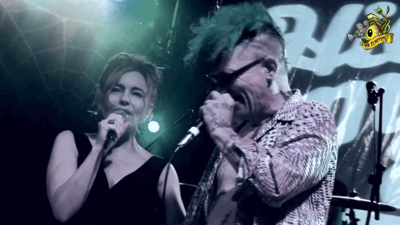 ▲Hillbilly Moon Explosion & Sparky 
