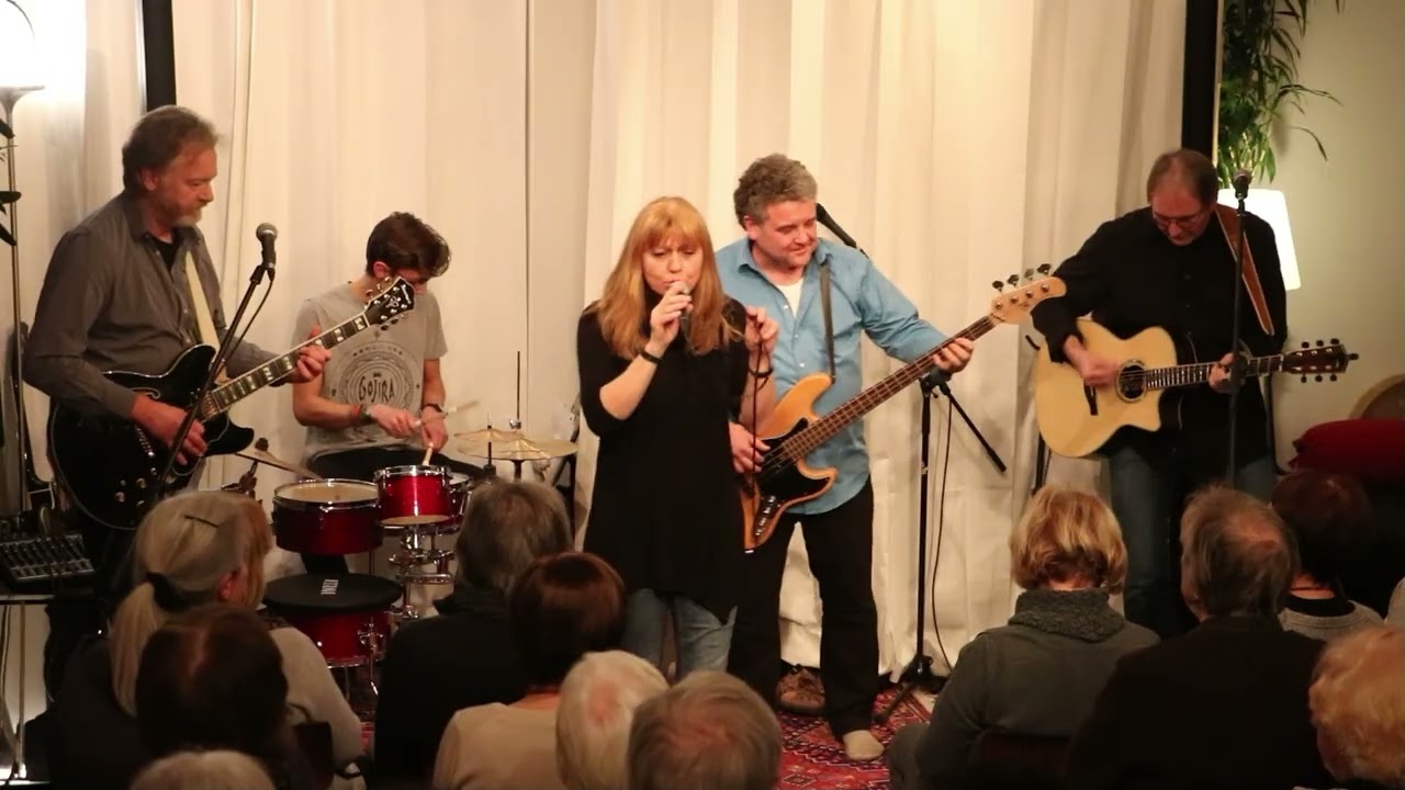 Blues Juice - Moonshine (Memphis Minnie Cover)