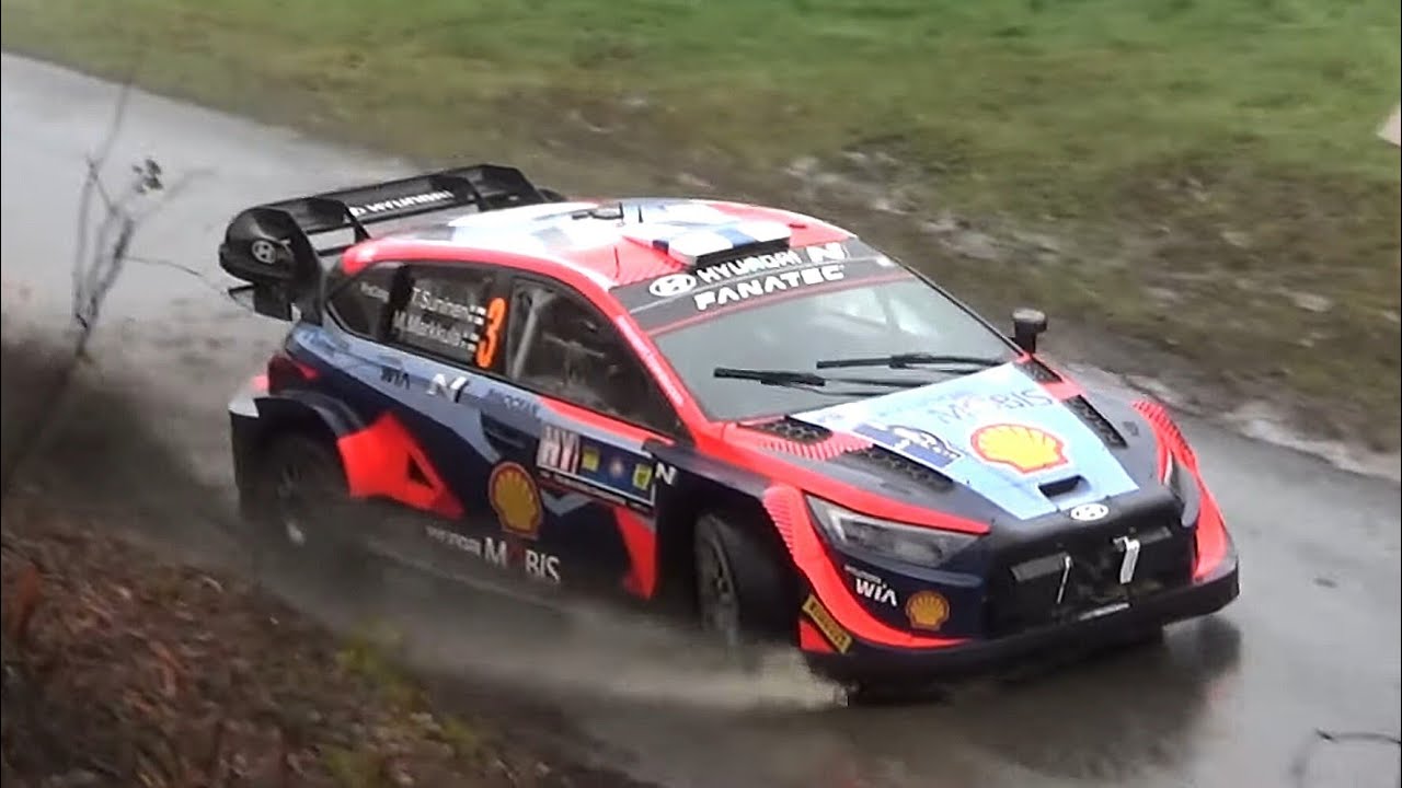 WRC Central European Rally 2023 /SS4 ZVOTOKY/ Neuville Mistake