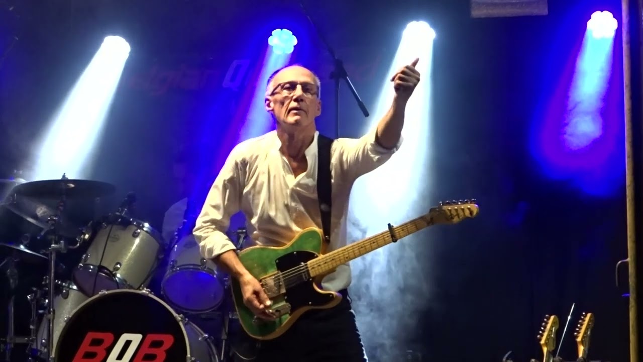 03 - Belgian Quo Band (Status Quo tribute) - Down Down