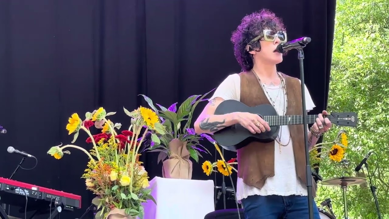 LP - Switchblade (Acoustic) Live @ Fusine Lakes, No Borders Music Festival - July 20, 2023