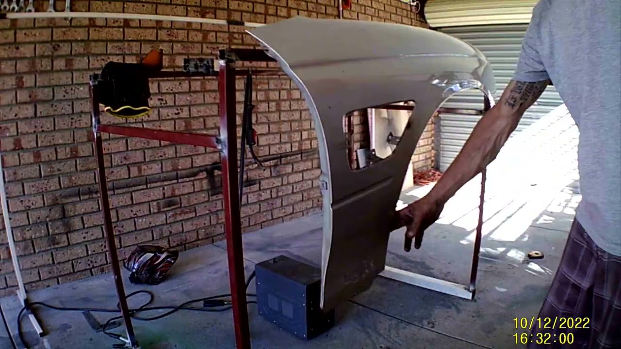 Making a fender stand