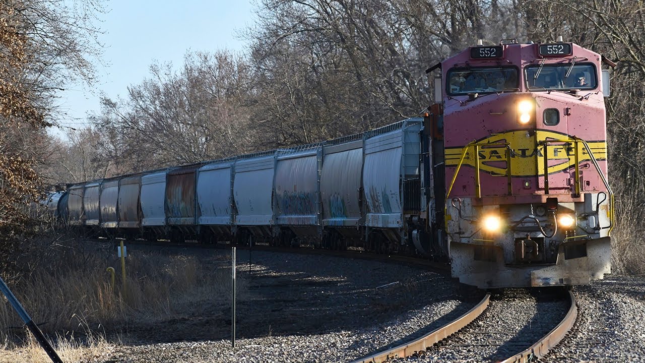 Santa Fe 552 Leads Locals