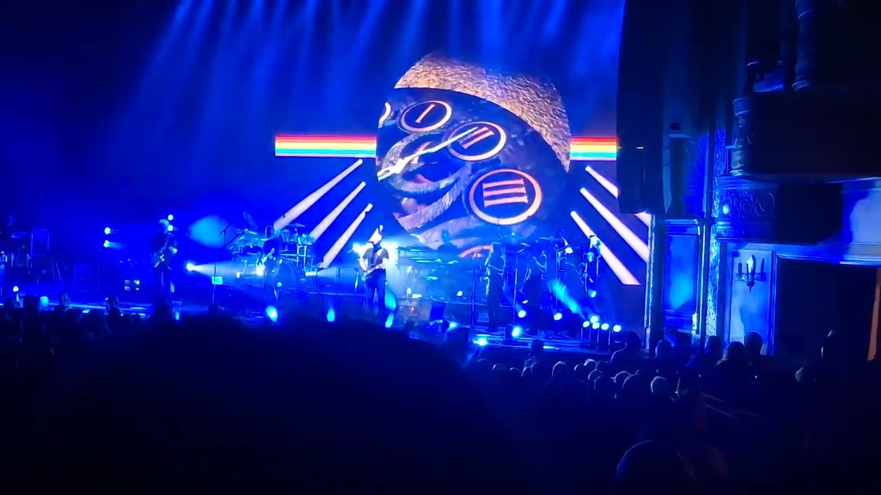 BRIT FLOYD 