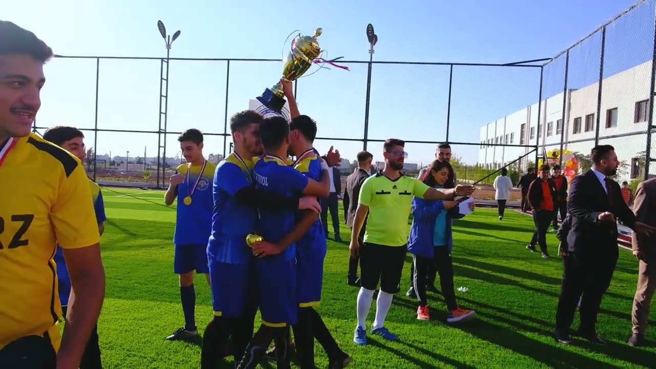 کردنەوەی یاریگایەکی نوێ - Opening a New Stadium