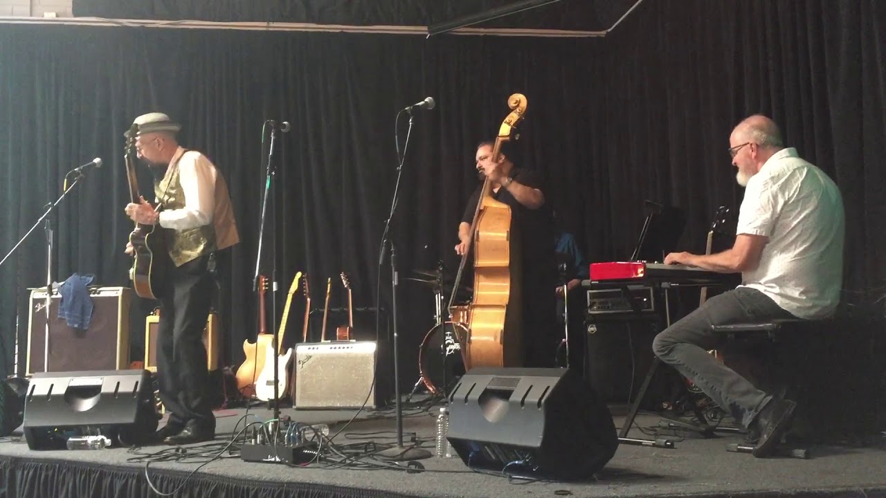Junior Watson @ the poor house bistro 9/17/17