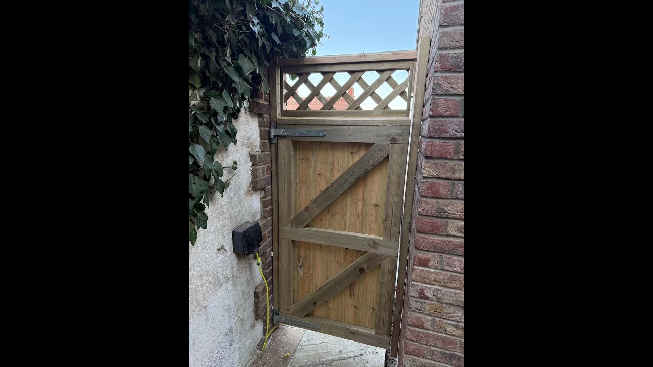 Garden Project part 67. Making a panelled garden gate.