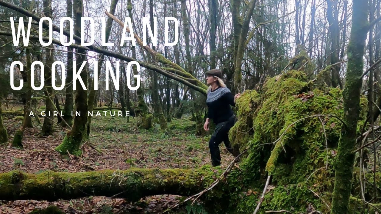 Woodland cooking   - Dutch oven | bushcraft | two girls| scotland