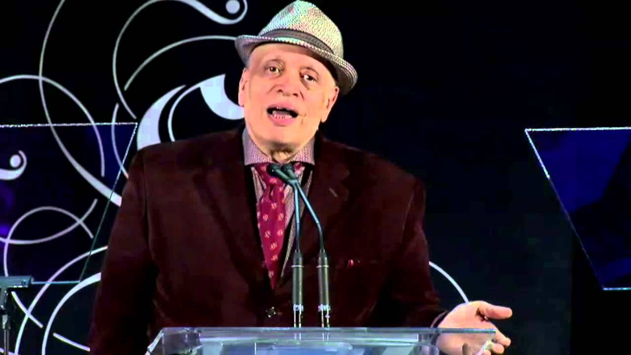 Walter Mosley Accepts the USC Libraries Literary Achievement Award