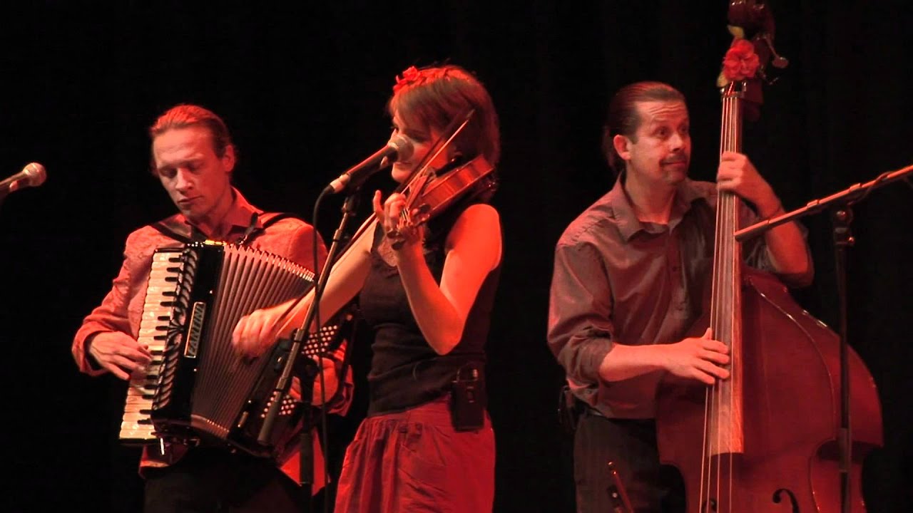She'Koyokh performs 'Sephardic Ratchenitsa' at the Purcell Room, London