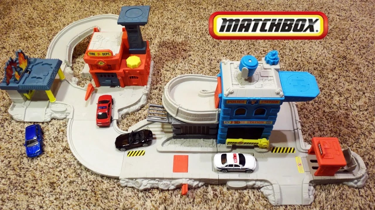 Matchbox Rescue Station Playset - Unboxing and Demonstration