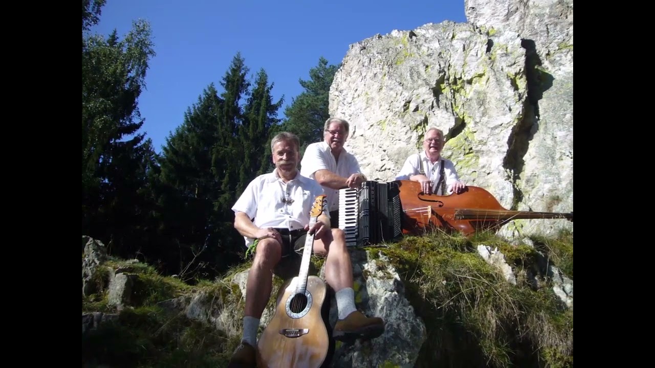 Weißenstoana Musikanten:  Bergauf bin i ganga