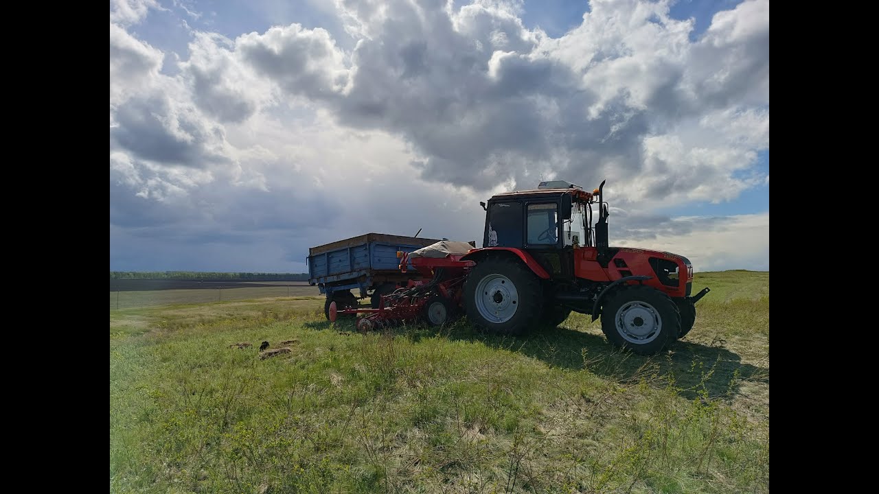 вышли на посев пшеницы, сломался Т-40, обратились за помощью