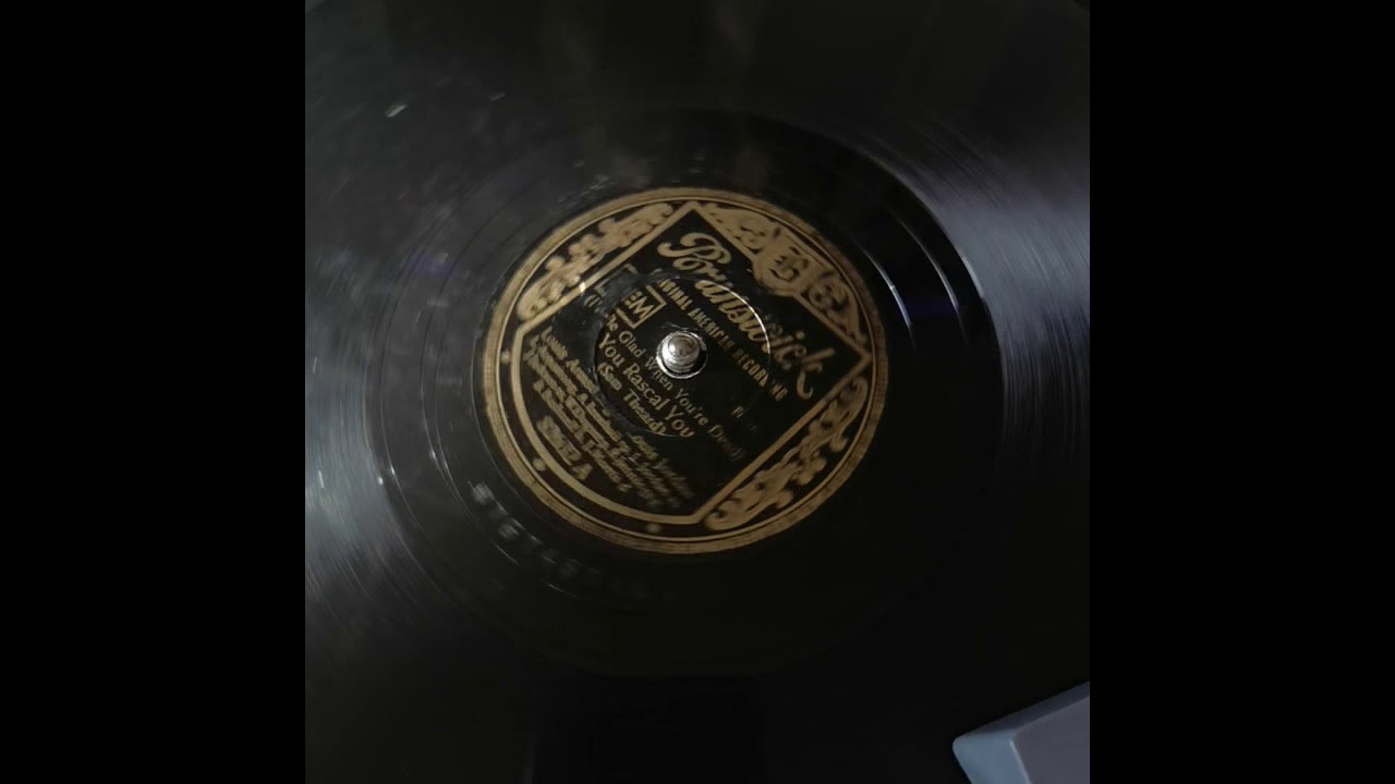 Louis Armstrong U. Louis Jordan – (I'll Be Glad When You're Dead) You Rascal You