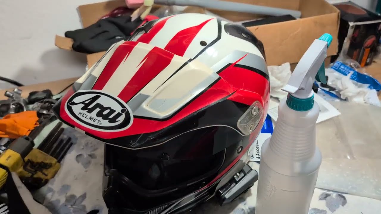Ремонт верхнего вентиляционного отверстия Arai XD4 (секретно) они не так хорошо щелкают!