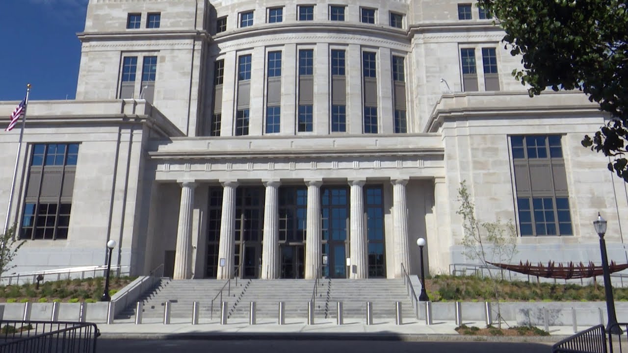 New Alabama Courthouse Improves Security, Public Access, and Technology