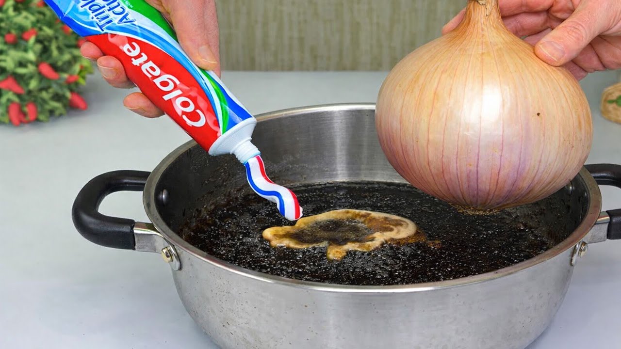 Как за 1 минуту отмыть старые кастрюли и сковородки, чтобы они засияли как новые – это просто неверо