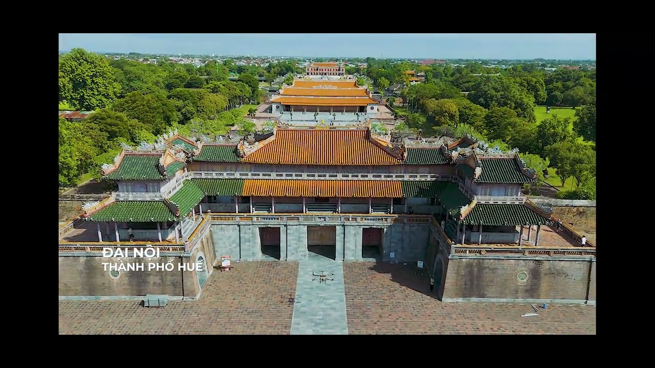 GIỚI THIỆU TỔ HỢP GI&Aacute;O DỤC FPT