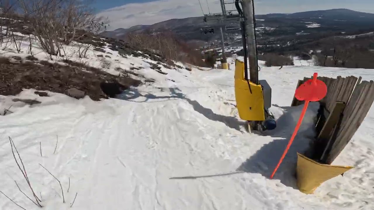 My favorite line at Hunter Mountain. Hellgate - Racers Edge 2026 spring skiing