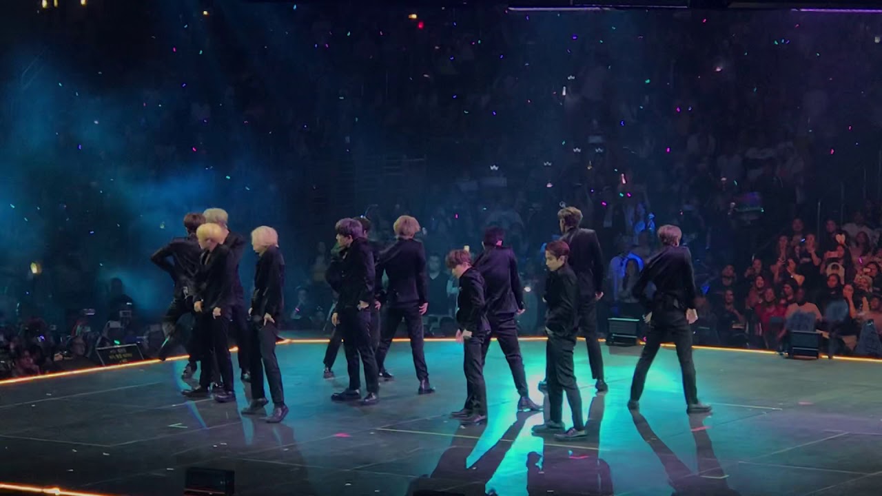 [FANCAM] SEVENTEEN - HIT @KCON19LA
