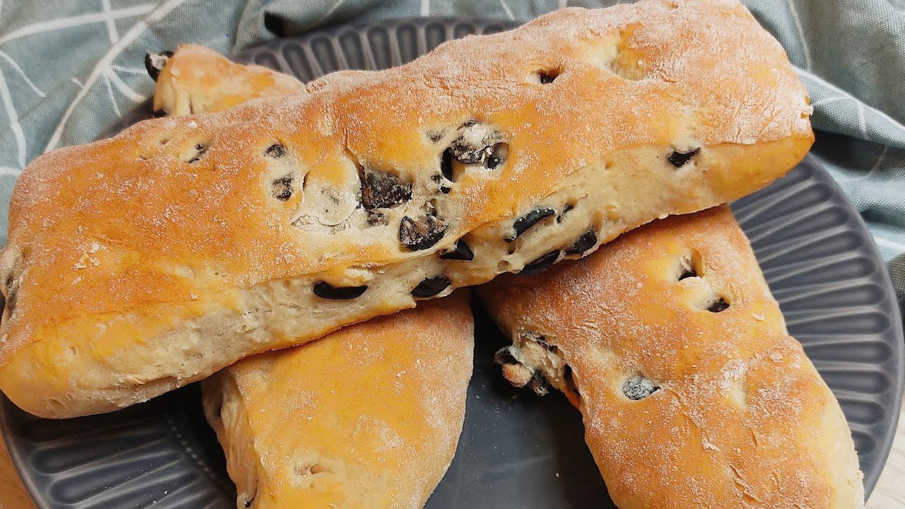 Ciabatta olives noires – Black olive ciabatta