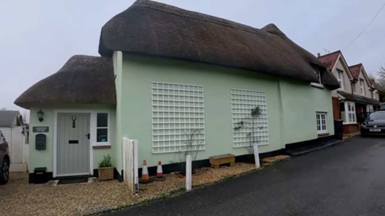 Chisenbury Village in 4K – Gentle Wiltshire Lanes & Peaceful Views