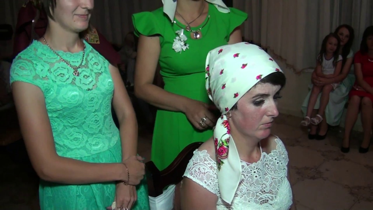 Розплітання коси Рунгури.- Untwined the plaits Runhury.