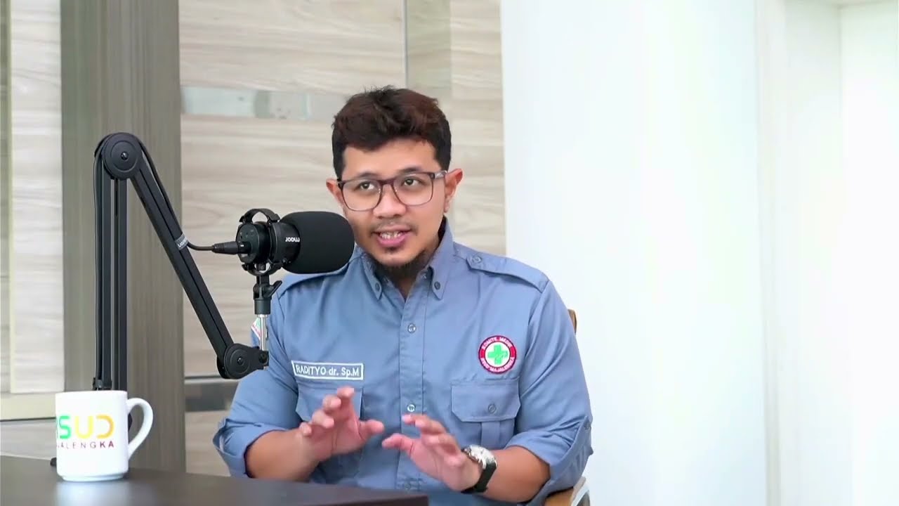 Mata Minus Pada Anak - dr. Radityo Akhmedika Fauzie, Sp.M (Podcast Eps. 13)