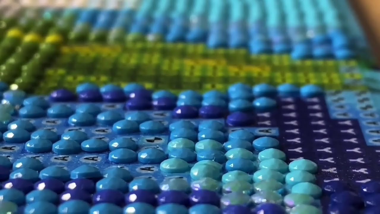 Full Diamond Painting Timelapse from Start to Finish with Upbeat Music (Lion 10)